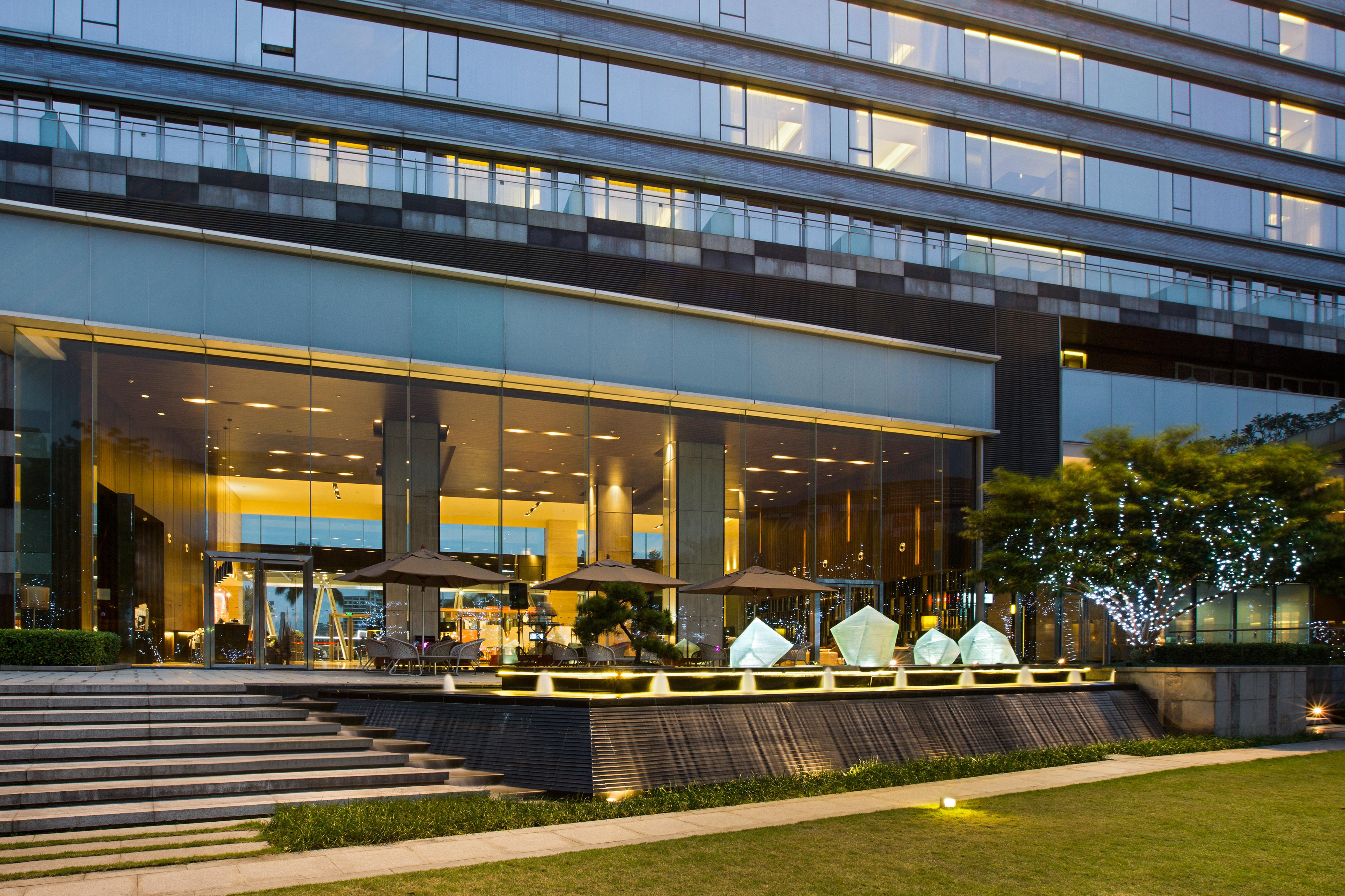 Crowne Plaza Guangzhou Huadu By Ihg - Free Shuttle Bus Between Hotel To Exhibition Center During Canton Fair Exterior photo