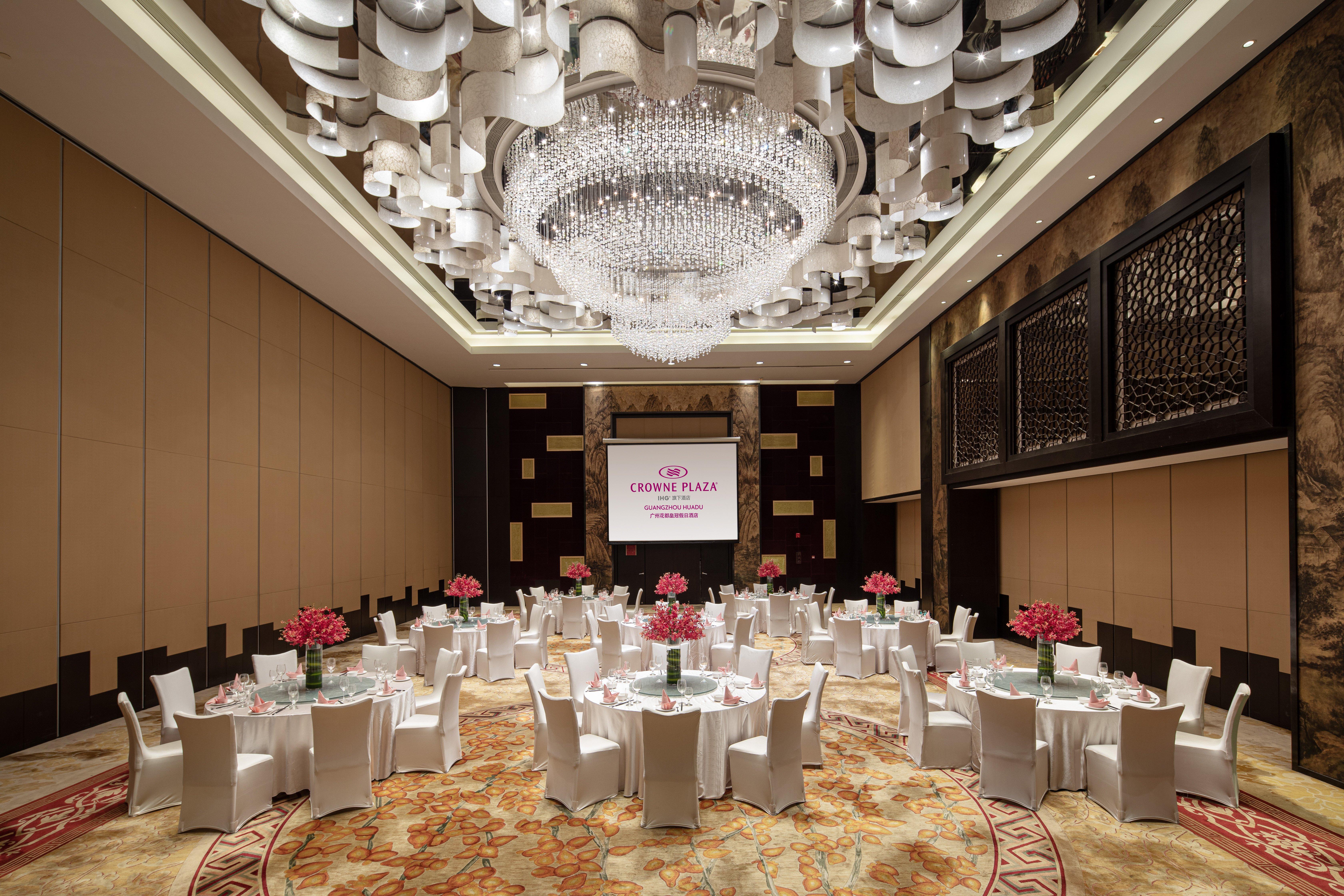 Crowne Plaza Guangzhou Huadu By Ihg - Free Shuttle Bus Between Hotel To Exhibition Center During Canton Fair Exterior photo